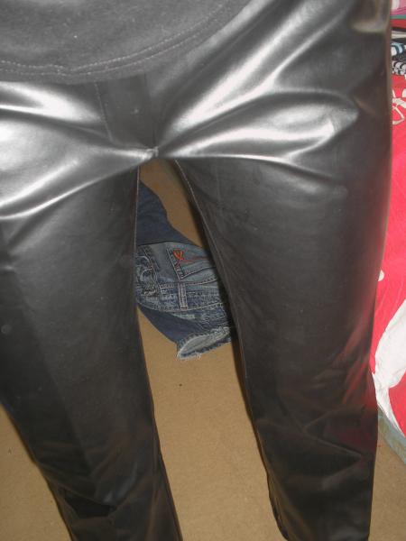 Pant Cuir Noir Court